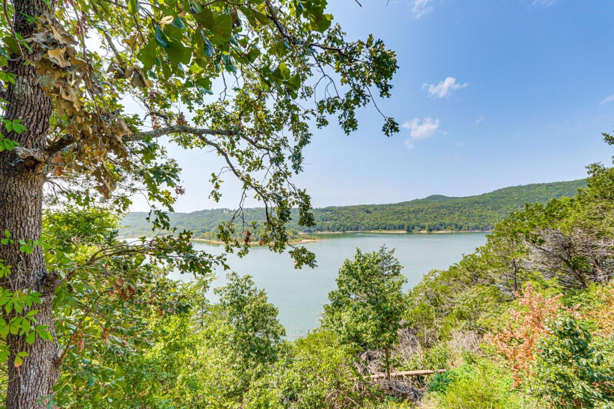 Golden Table Rock Lake Hideaway With Deck Bring Your Boat! מראה חיצוני תמונה